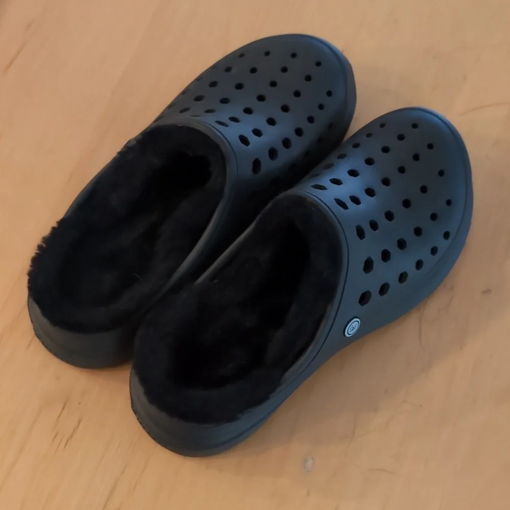 Joybees NWOT Unisex Sz9W Sz7M Black Cozy Clogs Faux Fur Lined - Picture 1 of 10